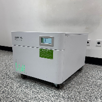 Peak Scientific Genius XE nitrogen Generator image 1
